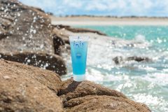 Shower-Gel-at-beach